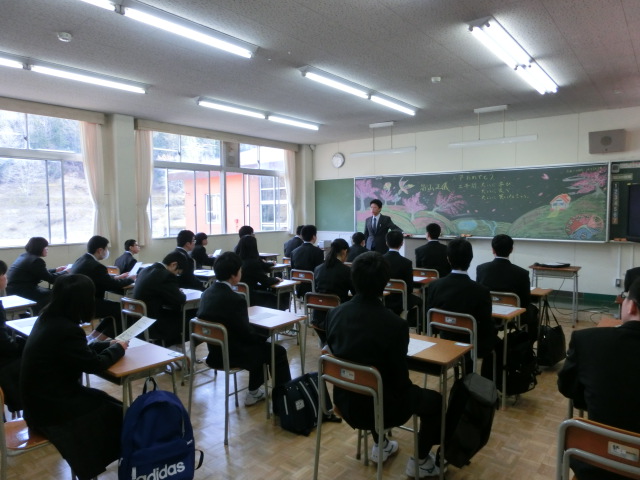 入学式後のホームルーム